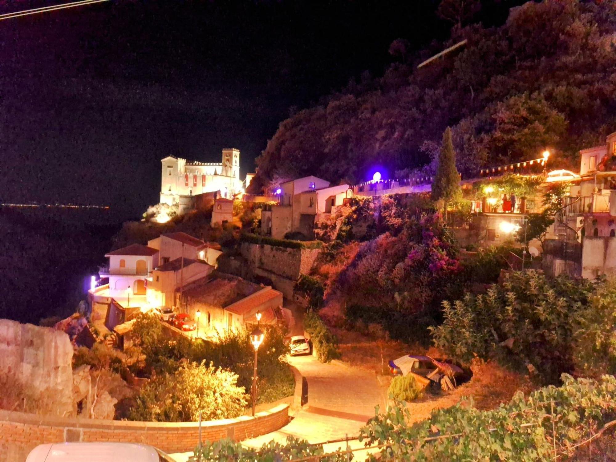 A Casa Da Nonna Brasa Holiday Home Savoca Exterior foto